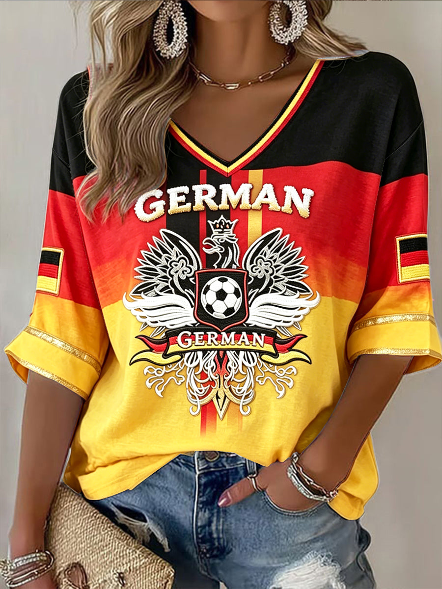 Damen-T-Shirt im deutschen Fußballstil mit Farbverlauf und lässigem V-Ausschnitt