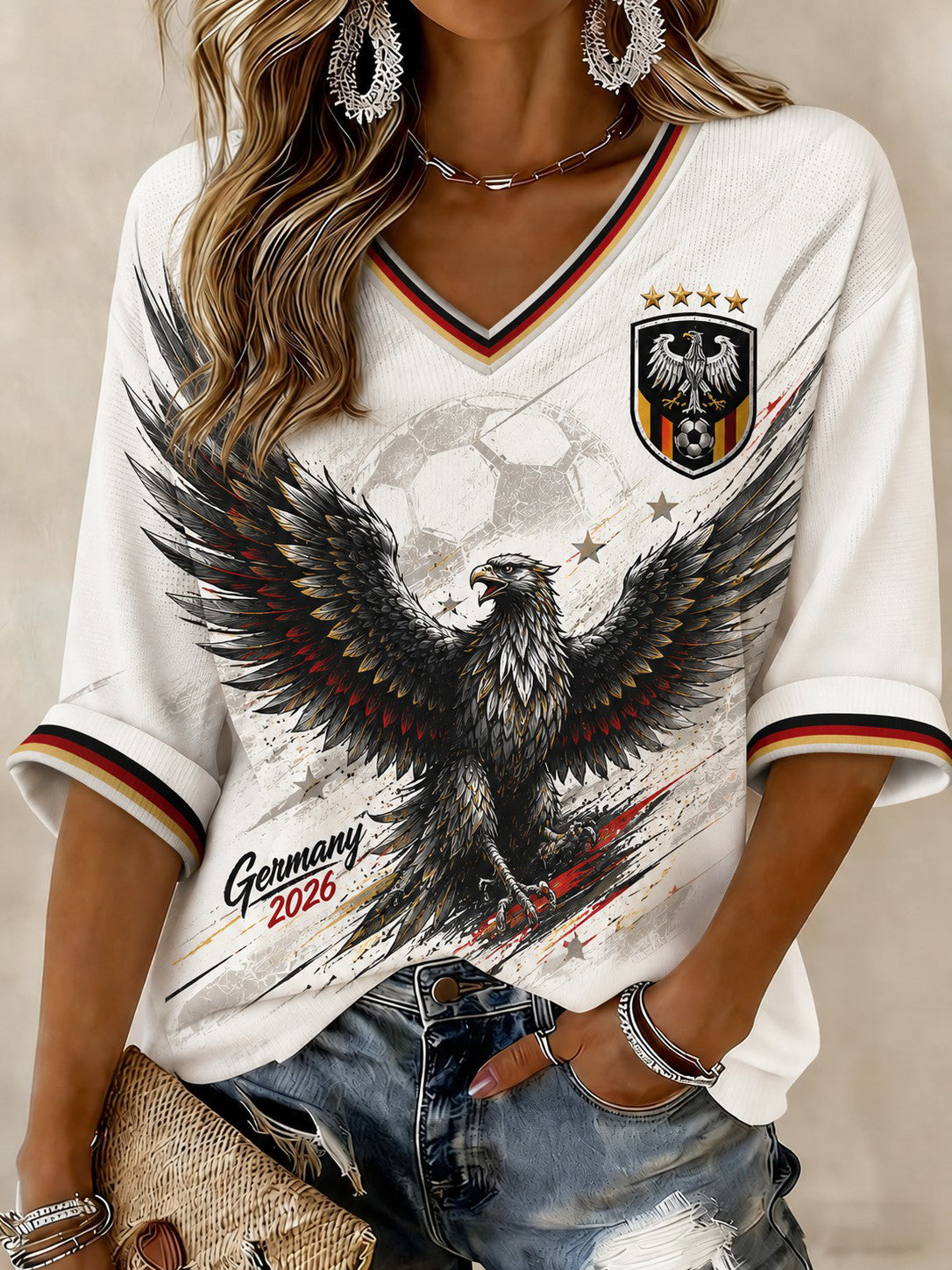 Damen-Fußball-T-Shirt aus Deutschland mit mittellangen Ärmeln und V-Ausschnitt, bedruckt