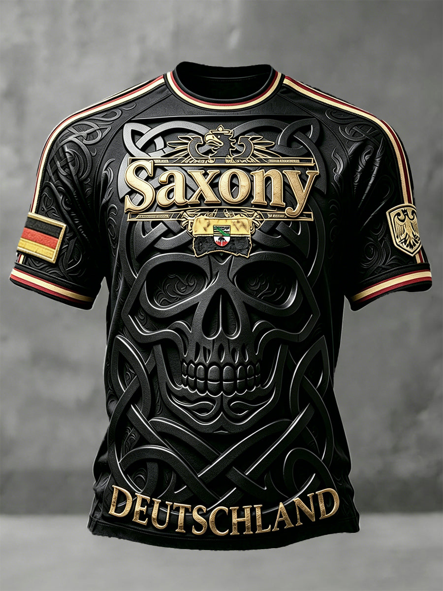 Herren-Fußball-T-Shirt in deutscher Optik mit Schädel-Print und lässigem Drop‑Shoulder‑Schnitt aus Sachsen