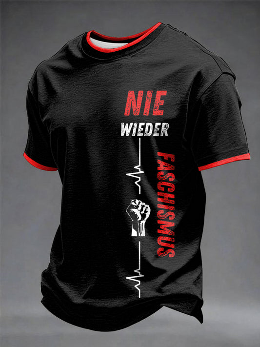 Herren-T-Shirt mit Kurzärmeln und dem Aufdruck „NIEMALS WIEDER FASCHISMUS“