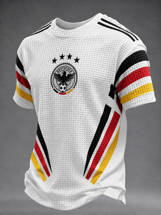 Herren-T-Shirt mit Waffelstruktur und kurzen Ärmeln im deutschen Fußballstil
