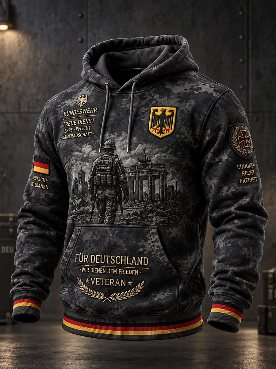 Men's Long-Sleeve Hooded Sweatshirt With Veteran Memorial Graphic Print