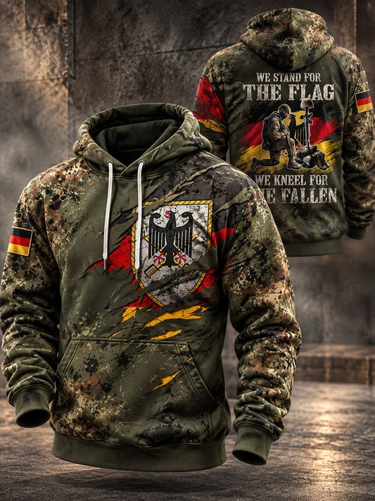 Men’s Long-Sleeve Hooded Sweatshirt With Veteran-Themed Graphic Print